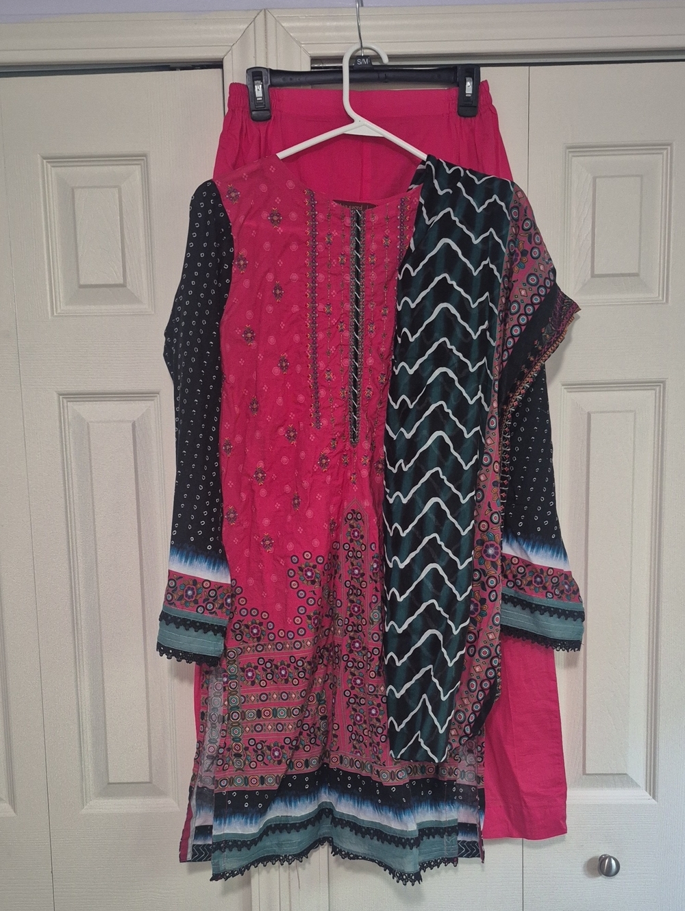 Bright Pink Printed Salwar Kameez Kurta Set